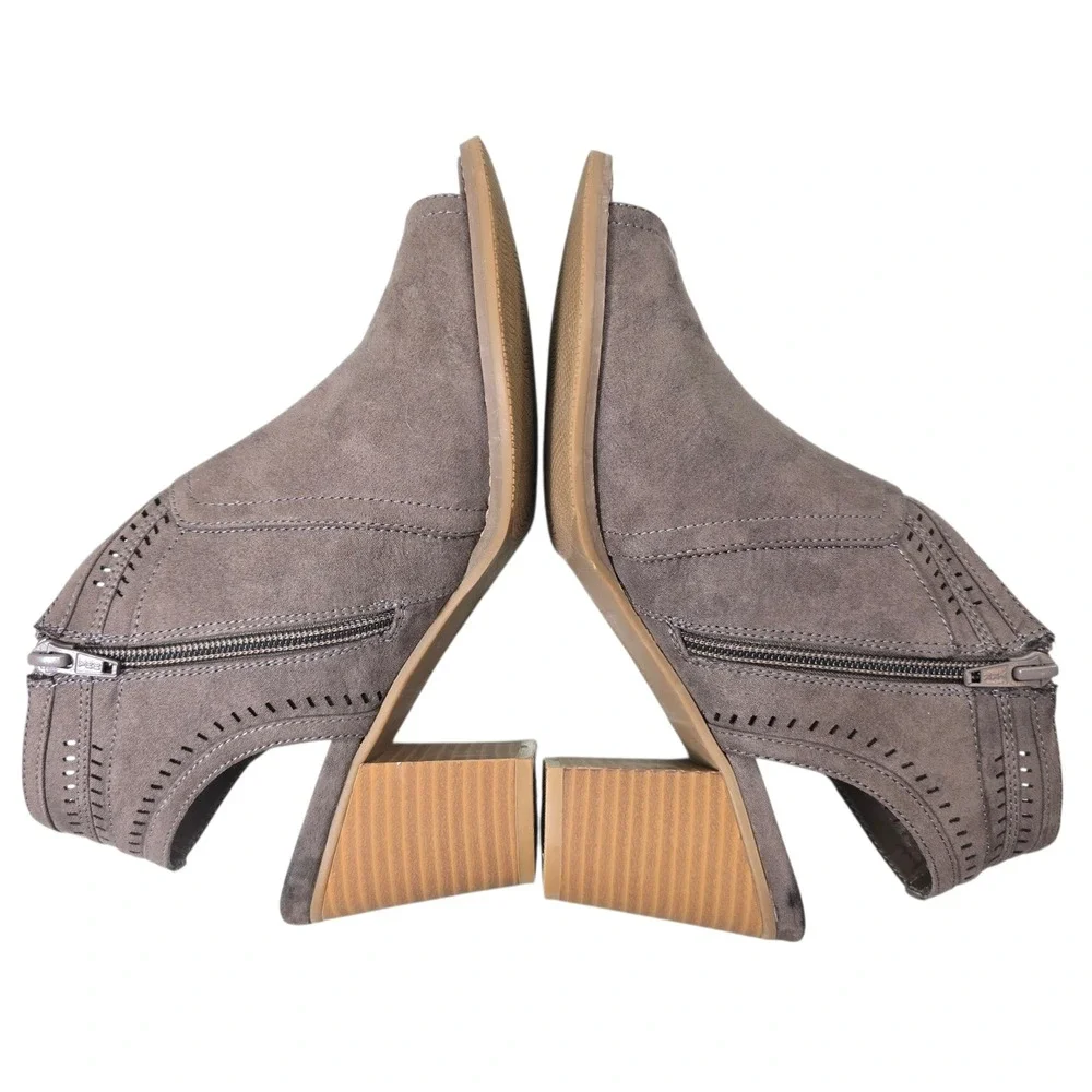 Sonoma Women's Taupe Gray Faux Suede Peep Toe Heeled Booties‎ Ankle Boots